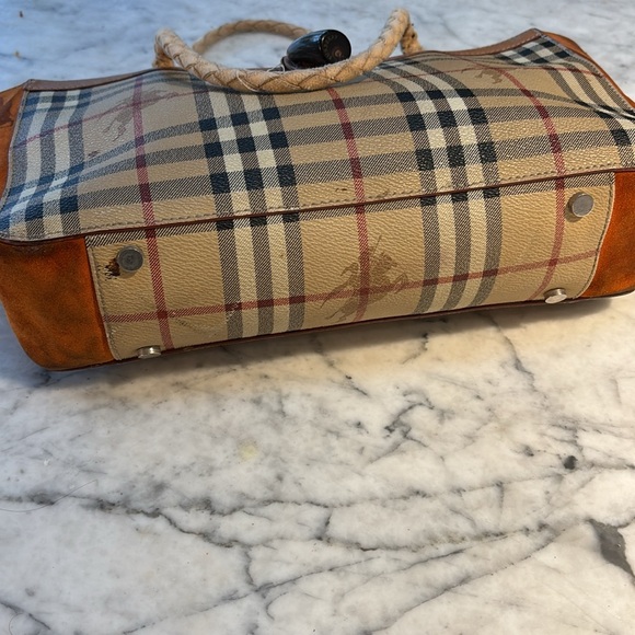 Burberry handbag - Picture 4 of 16